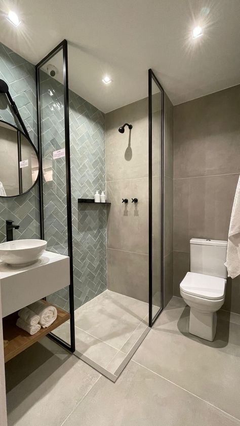 1.5x1.5 Bathroom Layout, 4m2 Bathroom Layout, Shower Next To Sink, Bathroom 2m X 1.5m, Small Square Bathroom, Corner Shower Bathroom, Small Ensuite Ideas, Wetroom Ideas, Apartment Bathroom Design