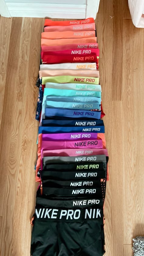 Cute Nike Outfits, Fitness Wear Outfits, Nike Pro Shorts, Trendy Items, Casual Preppy Outfits, Trendy Outfits For Teens, Cute Lazy Day Outfits, Cute Nike, Cute Nikes