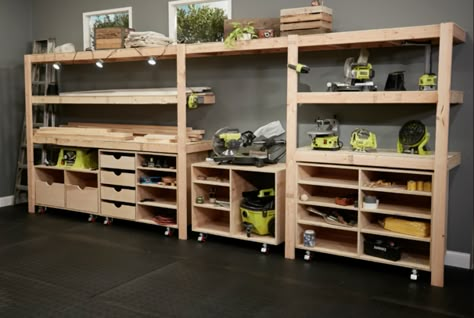 Diy Shelves Design, Diy Built In Shelves, Organization Garage, White Garage, Garage Workshop Organization, Garage Organization Diy, Workbench Plans, Garage Work Bench, Diy Garage Storage