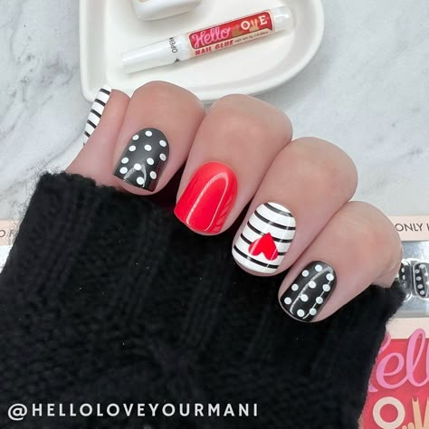 Hello Love Inc - Press On Manicure on Instagram: “Today’s mani! 😍 • Follow me to see more Hello Love nails! ❤️ • Shop my nails at the link in my bio or @loveyourmanideals • Hello Love nails…” Hello Love Nails, Mixed Mani Ideas, Paint Room, Nail Spring, Girly Nails, Mani Ideas, Mixed Mani, Impress Nails, Hello Love