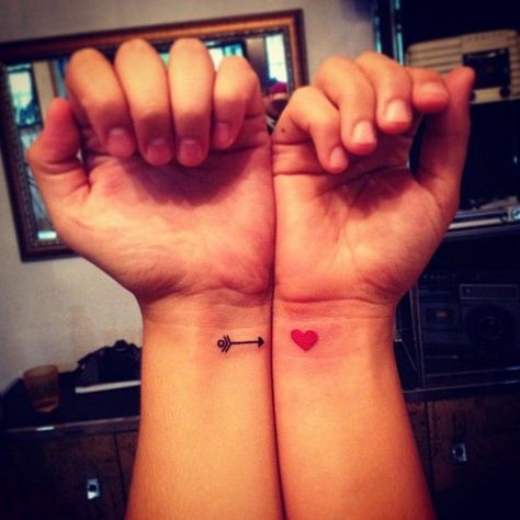 35 couple tattoos - Cupid's arrow couple tattoos. Him And Her Tattoos, Think Tattoo, Brother Sister Tattoo, Couples Tattoo Designs, Matching Tattoo, Discreet Tattoos, Sister Tattoos, Wedding Tattoos, Matching Tattoos