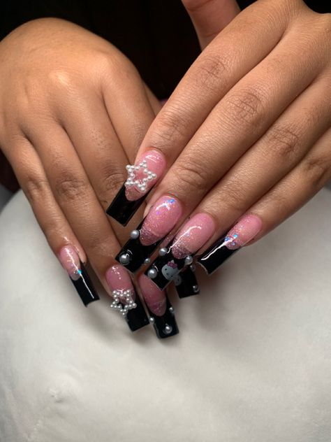 Black French Tip With Pink Base, Black And Pink French Tip, Black And Pink French Tip Nails, Hello Kitty Y2k Nails, Y2k Black Nails, Black Y2k Nails, Red Bottom Nails, Black French Tip Nails, Black French Nails