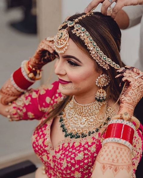 31 Unique Mathapatti Designs That Are Going Viral on Instagram | ShaadiSaga शादी की तस्वीरें, Bridal Chura, Bridal Photography Poses, Indian Bridal Photos, Indian Bride Outfits, Bridal Lehenga Collection, Indian Bridal Jewelry Sets, Bridal Outfit, Indian Bridal Dress