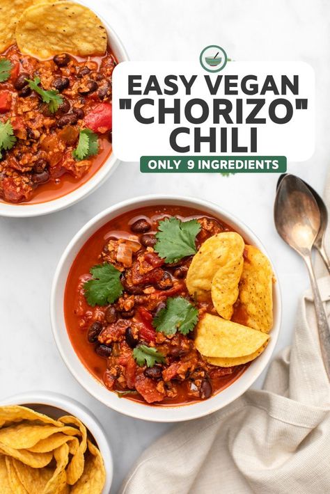 A thick and hearty vegan Chili packed with chorizo, black beans, salsa, and warming spices. Ready in 30 minutes with only 8 simple ingredients! Chorizo Chili Recipe, Chorizo Chili, Easy Vegan Chili, Vegan Chili Recipe, Vegan Ground Beef, Vegan Chorizo, Vegan Mexican Recipes, Vegan Chili, Veggie Food