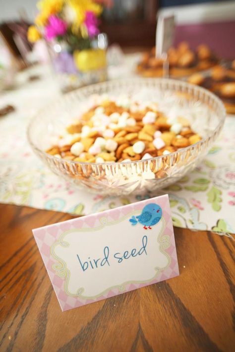 bird see (aka trail mix and marshmallows) Bird Theme Party Food, Bird 1st Birthday Party, Bird Themed Birthday Party Food, Bird Party Food, Bird Birthday Theme, Birthday Bird Theme, Bird Party Theme, Thumbprint Canvas, Bird Birthday Party Ideas