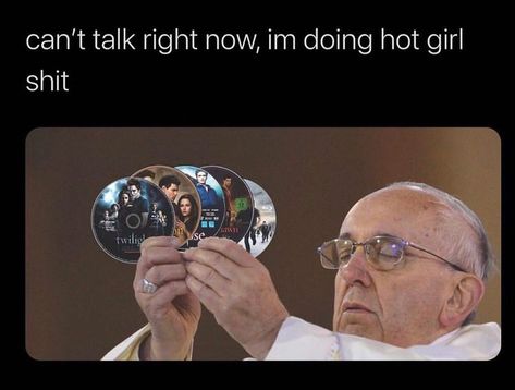 Twilight Meme, Twilight Party, Twilight Jokes, Charlie Swan, Twilight Funny, Twilight Memes, Twilight Photos, Twilight Pictures, The Pope