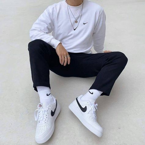 Sneakers & Streetwear | What's the perfect Outfit? ✨ 1, 2, 3, 4, 5, 6 or 7? 💭 Follow us, @stonedfits, for more! 👻 ⇁ Credits: @takumaru_87 | Instagram Air Force 1 Outfit Men, Men Fashion 2020, Streetwear Inspiration, Sneaker Outfits, Sneaker Trend, Trendy Boy Outfits, Stylish Men Casual, Streetwear Mode, Mens Trendy Outfits