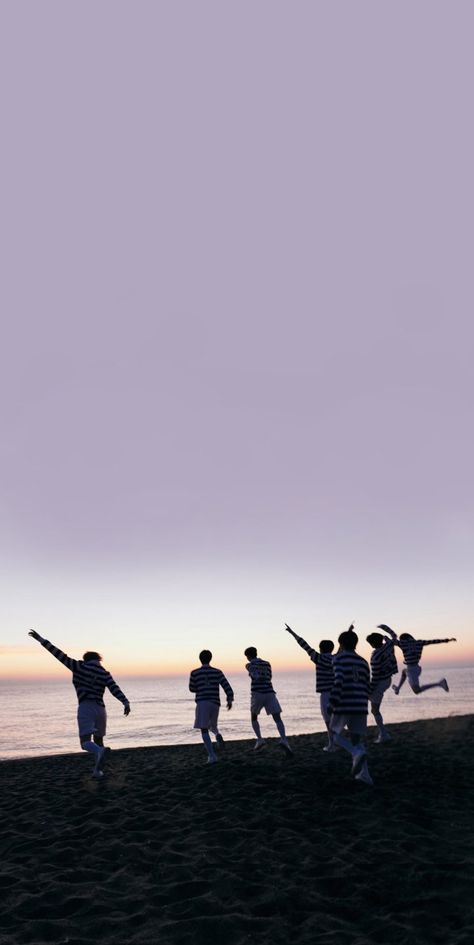 Cool Kpop Wallpapers, Kpop Backgrounds, Enhypen Wallpaper, Korean Picture, Kpop Iphone Wallpaper, Boyfriend Wallpaper, K Wallpaper, Bts Aesthetic Pictures, Cute Wallpaper Backgrounds