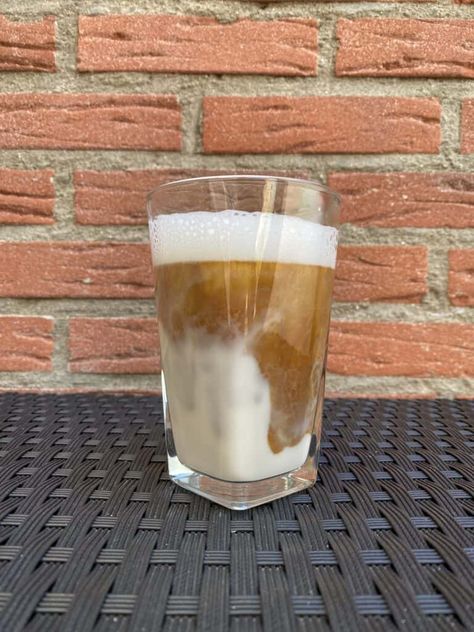 How to Make an Almond Milk Latte in Just 5 Minutes ([year]) Coffee House Cafe, Almond Milk Latte, Espresso At Home, Dairy Free Alternatives, Homemade Almond Milk, Nespresso Machine, Homemade Syrup, Espresso Shot, Frothing Milk