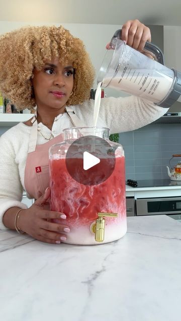 240K views · 19K likes | Toni Chapman on Instagram: "Happy Valentines Day 💘💕🤍🌟🎈" Toni Chapman, Elote Dip Recipe, Elote Dip, Paleo Drinks, Disco Party Decorations, Beach Hacks For Adults, Lake House Food Ideas, Lake Food Ideas Summer, Food Ideas Summer