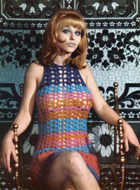 60s Crochet, Late 60s Fashion, Vintage Crochet Dresses, Patti Hansen, 1960s Dresses, 60s And 70s Fashion, Lauren Hutton, Vintage Lifestyle, Swinging Sixties