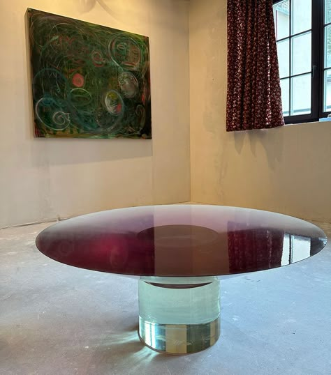 An itinerant Gianluca Longo selects his highlights from Nomad St. Moritz 2023, one of which, is this toadstool-shaped glass table by Florian Germann Mushroom Decor, Art Curator, Italian Art, World Of Interiors, Art Furniture, Furniture Inspiration, Source Of Inspiration, Optical Illusions, Awe Inspiring