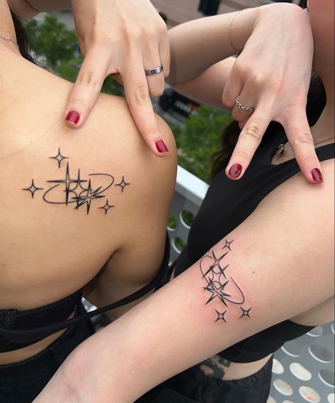 Simple Kpop Tattoo, Star Matching Tattoos, Men Red Tattoo, Red Matching Tattoos, 4 Person Matching Tattoos, Matching Tattoos Couples Aesthetic, Matching Tattoos Grunge, Red Tattoo Ideas Female, Small Red Tattoo Ideas