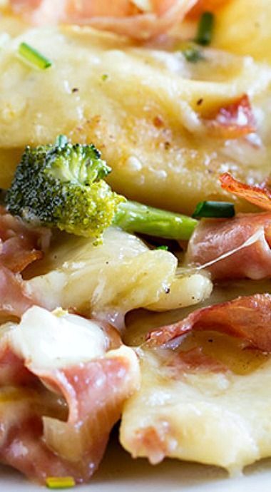 Easy Pierogi Recipe with Ham and Broccoli Recipe With Ham, Ham And Broccoli, Ham Broccoli, Zucchini Dinner Recipes, Frozen Pierogies, Perogies Recipe, Zucchini Recipes Baked, Pierogi Recipe, Ham Casserole