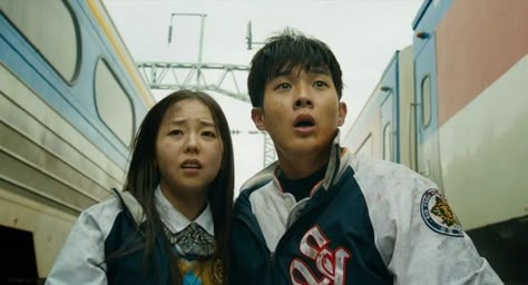 Busan Train, Aesthetic Zombie, Train To Busan Movie, Sherrilyn Kenyon, Train To Busan, Movie Screenshots, Asian Film, Drama Ideas, Korean Drama Best