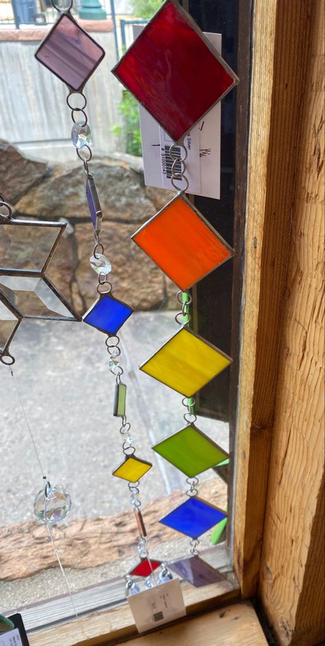 Stained Glass Beginner Projects, Stained Glass Sun Catchers Simple, Easy Stained Glass Suncatchers, Simple Stained Glass Suncatchers, Beginners Stained Glass Projects, Quick Stained Glass Projects, Stained Glass Mobile Ideas, Simple Stained Glass Projects, Stained Glass Scraps Ideas