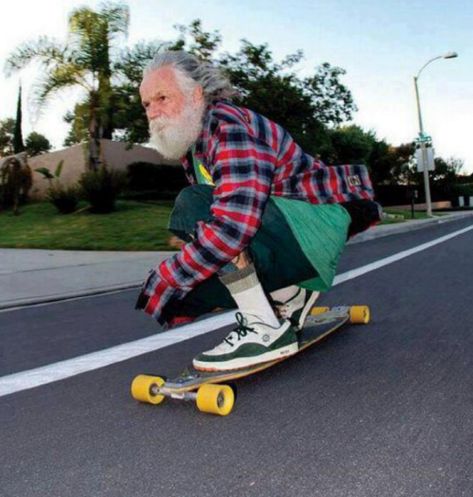 Old skater, elderly skater, Victor Earhart, cool old man Hugh Holland, Rough Riders, Young At Heart, Old People, 인물 사진, Old Man, Gold Coast, Bmx, Getting Old