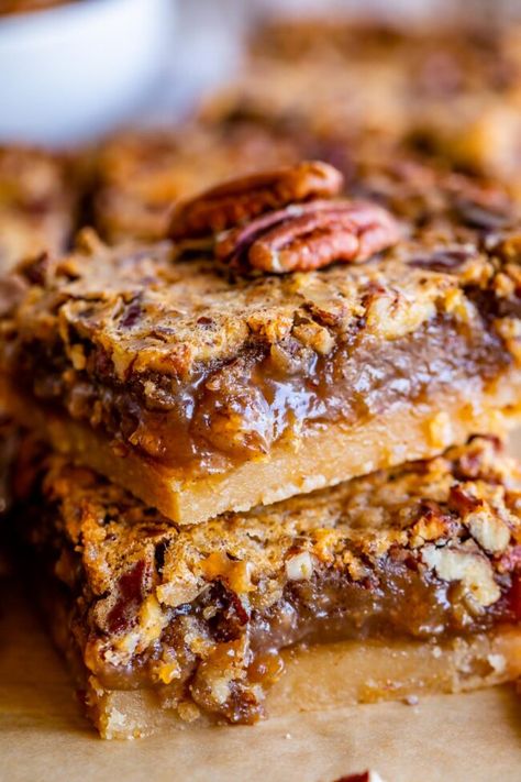 Classic Gooey Pecan Pie Bars - The Food Charatan Gooey Pecan Pie, Crumble Recipes, The Food Charlatan, Pecan Bars, Buttery Shortbread, Pecan Pie Bars, Food Charlatan, Biscotti Recipe, Toffee Bits