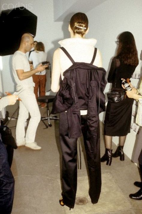 Helmut Lang Campaign, Helmut Lang 90s, Helmut Lang Archive, Helmet Lang, Fashion Stores, Helmut Lang, The 1990s, Sportswear Women, Fashion Details