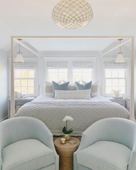 Blue Primary Bedroom, Serena And Lily Bedroom, Preppy Room Tour, Preppy Pink Room, Portugal Villa, Preppy Room Aesthetic, Apartment Updates, Room Preppy, Room Decor Preppy