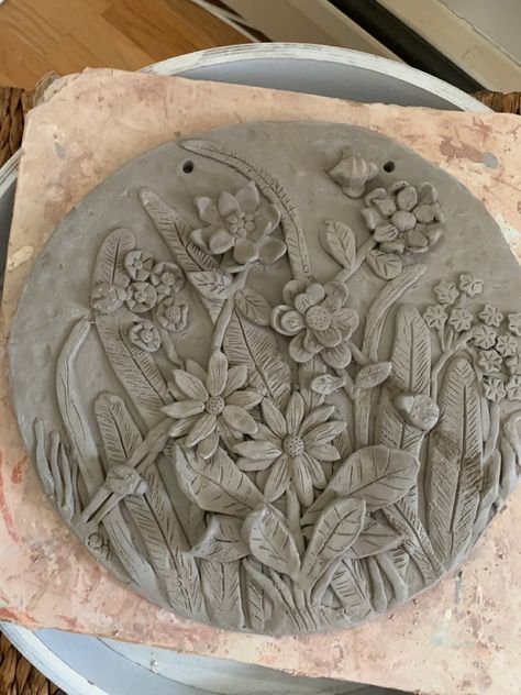 Air Dry Clay Plaques, Ceramic Relief Art, Relief Sculpture Flowers, Relief Sculpture Clay, Clay Slabs Designs, Clay Relief Tiles, Flower Clay Art, 3d Clay Art, Clay Relief