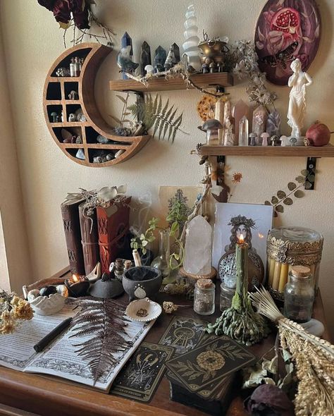 Elemental Altar Ideas, Protection Oils, Diy Altar, Altar Inspiration, Bedroom Design Master, Crystal Room Decor, Witch Altar, Altar Ideas, Witchcraft Altar