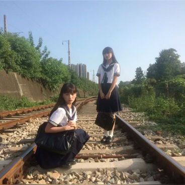 Japanese Aesthetic Girl School, Japanese School Bag Student Aesthetic, Japan High School Uniform Girl, Japanese School Aesthetic Uniform, Japan High School Aesthetic, Japanese Uniform Aesthetic, School Students Photography, Japanese Student Aesthetic, 2000s Japanese Aesthetic