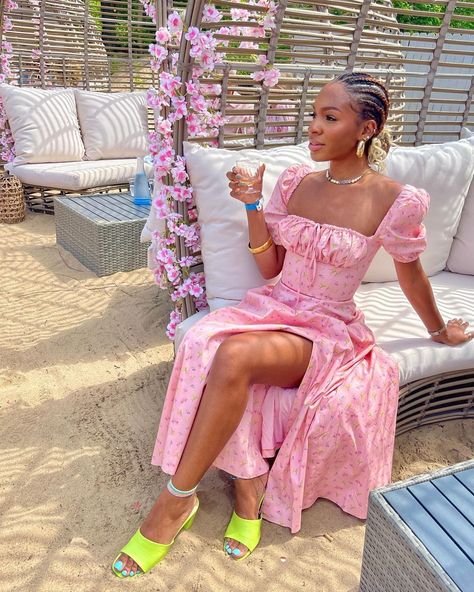 Pink Picnic Outfit, Vicky Logan, Chilled Vibes, Pink Picnic, Soft Feminine Outfits, Brother From Another Mother, Nothing But Love, The Color Pink, Black Femininity