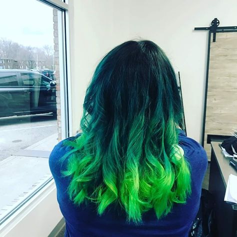 Black To Green Ombre Hair, Black To Dark Green Ombre Hair, Dark Green And Neon Green Hair, Purple To Green Ombre Hair, Green Hair Ombre, Neon Green Roots Black Hair, Teal And Lime Green Hair, Dark Blue And Neon Green Hair, Olivia Hair