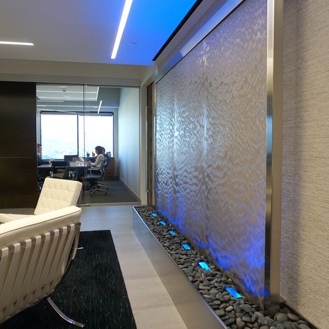 Waterfall Reception Desk, Office Waterfall, Water Bubble Wall, Indoor Waterfall Wall, Indoor Wall Fountains, Contemporary Office Space, Water Wall Fountain, Glass Waterfall, Indoor Water Features