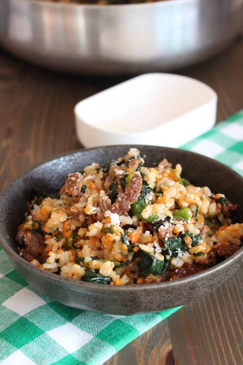 Vegetable Rice Bowl Recipe, Sausage Rice Bowl, Italian Sausage Rice, Vegetable Rice Bowl, Italian Sausage Seasoning, Sausage Rice, Italian Rice, Spinach Rice, Seasoned Rice Recipes