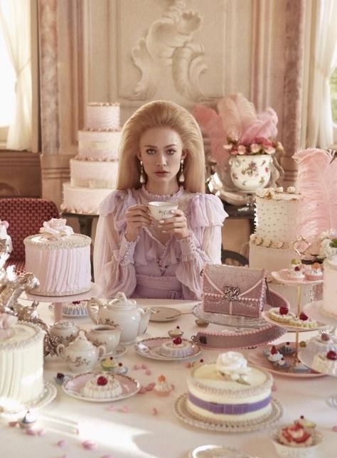 Nima Benati, Marie Antoinette Party, Paradise Hills, Cake Photoshoot, Party Photoshoot, Pose Fotografi, Woman Sitting, Princess Aesthetic, Pompadour