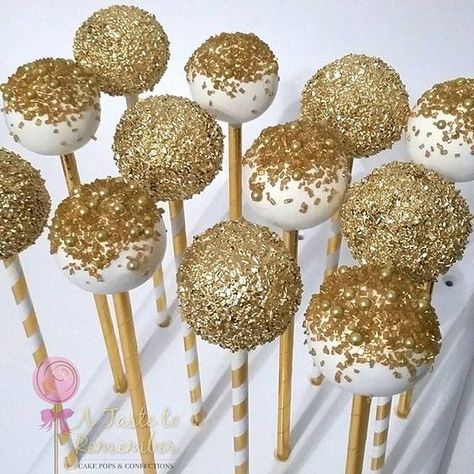 Gold and white cake pops Gold Cake Pops, Gold And White Cake, White Cake Pops, Savory Cakes, 50th Anniversary Party, Golden Birthday, Gold Cake, 50th Wedding Anniversary, Gold Party