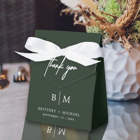 Minimalist Thank You Wedding Forest Green Favor Boxes Wedding Forest Green, Wedding Sage Green, Wedding Forest, Candy Wedding Favors, Elegant Wedding Favors, Wedding Sweets, Sage Green Wedding, Candy Favors, Wedding Favor Boxes