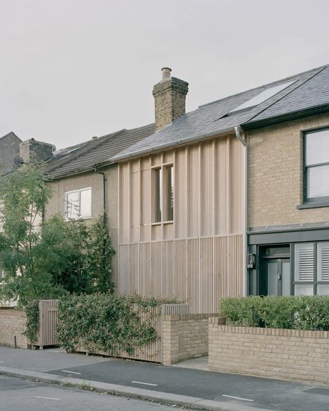 Ao-ft inserts timber-clad home into London terrace Cottage Extension, Clad Home, Architectural Association, Glass Pavilion, Timber Battens, Clerestory Windows, House Studio, Timber Cladding, Timber House