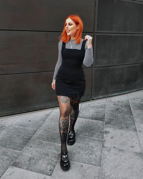 GEMMA STAFFORD on Instagram: “Caught a vibe 🍁” Emo Beach Outfit, Caught A Vibe, Goth Looks, Gemma Stafford, Almost Halloween, Halloween Photo, Thrifted Outfits, Looks Black, Goth Outfits