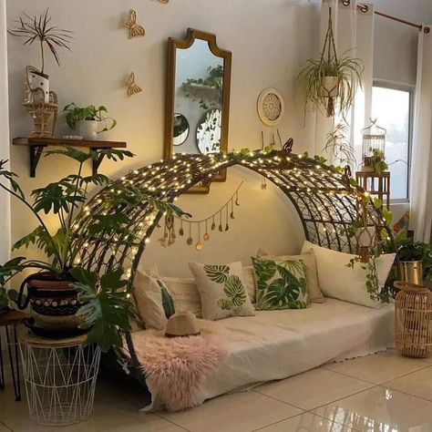 Fantasy Garden Bedroom, Faerie Cottage Aesthetic, Fairy Cottagecore Room, Cottagecore Closet Ideas, Fairycore Living Room Aesthetic, Bedroom Inspirations Earthy, Romantic Whimsical Home Decor, Cozy Room Decor Boho, Enchanted Forest Theme Room