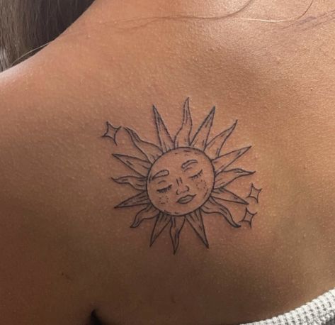 #tatto #sun #moon Sun Tattoo Face, Sun Tattoo With Face, Sun With Face Tattoo, Sun Face Tattoo, Sun With Face, 2024 Tattoo, Bloom Tattoo, Tattoos 2024, Tattoo Sun