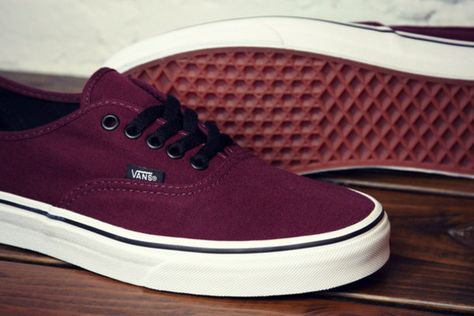 vans shoes maroon colour - Google Search Vans Maroon, Maroon Vans, Shoes Vans, Vans Authentic, Dream Shoes, Shoe Obsession, Black Laces, Nike Outfits, Shoe Game