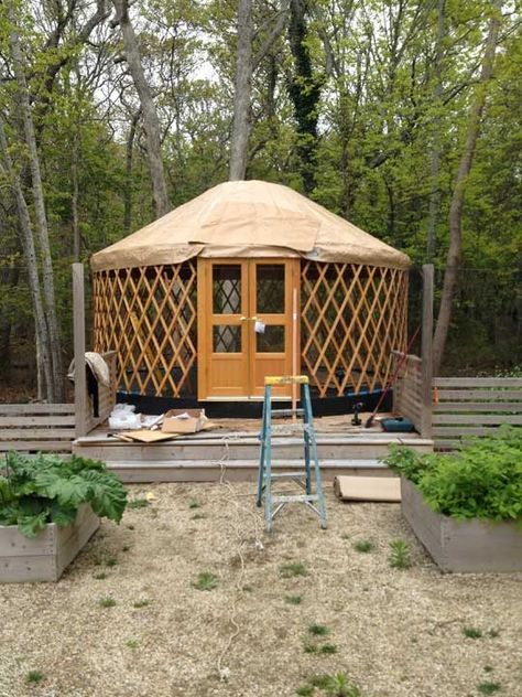 Interesting idea for a private space in a "yurt."      Pinned from 7 Best Sources for Yurt Kits Diy Yurt, Yurt Kits, Building A Yurt, Yurt Home, Yurt Living, Alternative Housing, Alternative Living, Shed Kits, Off Grid Living