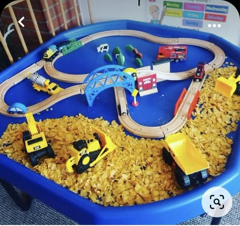 Messy Tough Tray Ideas, Vehicles Tuff Tray, Builders Tray Ideas Eyfs, Non Messy Tuff Tray Ideas, Tuff Tray Play Ideas, Tough Spot Ideas Eyfs, Transportation Tuff Tray Ideas, Vehicle Tuff Tray Ideas, Sensory Tough Tray