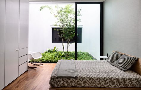 Bedroom Views, Dekorasi Kamar Tidur, Patio Interior, Interior Garden, Courtyard House, Dream Bedroom, House Layouts, Modern Bedroom, House Inspiration