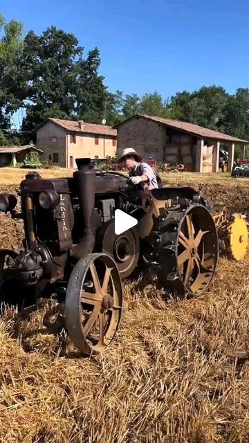 Thankskisaan on Instagram: "Tractor
#reels
#viral
#inatagood
#trending
#tractor
#explore
Please follow yourube@thankskisaan" Farmall Tractors, Old Tractors, Farm Tractor, Tractor, On Instagram, Instagram