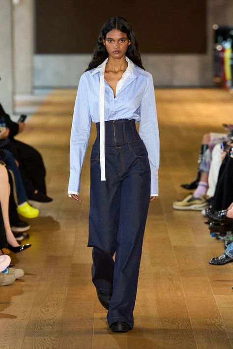 Monse Spring 2025 Ready-to-Wear Collection | Vogue Prada Ss25, Ss25 Runway, 2025 Runway, Prada Fashion Show, Sporty Looks, Spring 2025, Denim Trends, Denim Outfit, New York Fashion Week