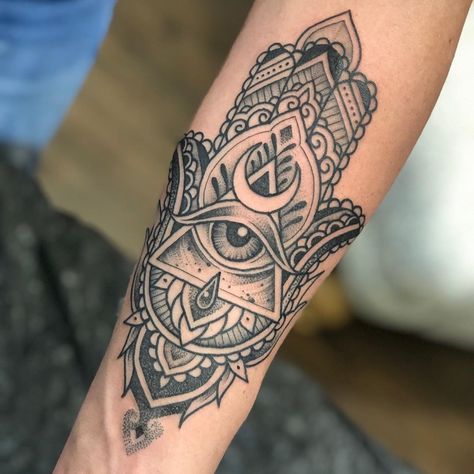 Tattoo uploaded by Tattoodo • Hamsa tattoo by woodfarm #woodfarm #hamsatattoo #hamsa #eye #hamsahand #spiritual #handofgod #geometric • Tattoodo Hamsa Tattoo Meaning, Fatima Hand Tattoo, Buddhism Tattoo, Hamsa Tattoo Design, Hamsa Hand Tattoo, Om Tattoo Design, Hamsa Tattoo, Intricate Tattoo, Bad Tattoos