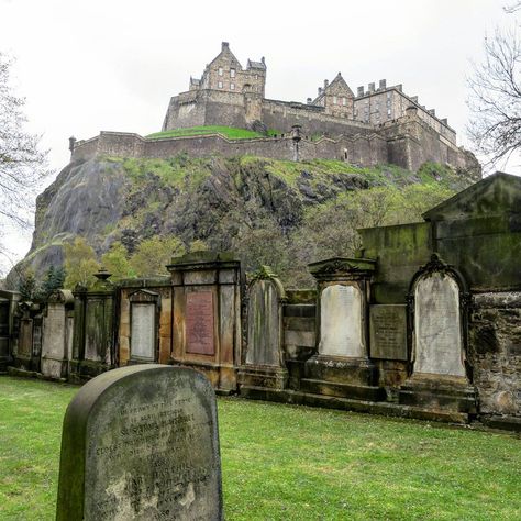 Scotland Nails, Castle Graveyard, Dark Edinburgh Aesthetic, Dreamboat Annie, Edinburgh Aesthetic, Edinburgh Scotland Dark Academia, Edinburgh Graveyard, Edinburgh Cemetery, Dark Vibes