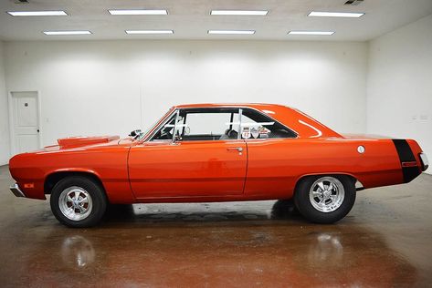 Plymouth Scamp, Plymouth Muscle Cars, Plymouth Cars, Plymouth Valiant, Mopar Muscle Cars, Vintage Muscle Cars, Cars Muscle, Mopar Or No Car, Vintage Muscle