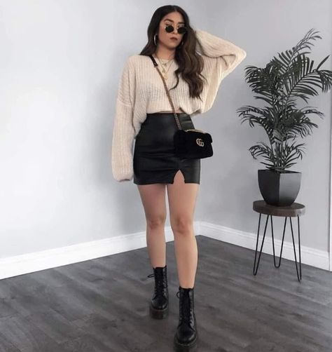 Nfr Outfits, Outfit Botas, Outfit Elegantes, Trendy Outfit Ideas, Latina Fashion Outfits, Looks Country, Vegas Outfit, Latina Fashion, Outfit Mujer