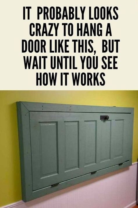 Old Door Projects, Old Wood Doors, Cool Wood Projects, Diy Furniture Renovation, Inspire Me Home Decor, Folding Furniture, 2x4 Furniture Plans, Furniture Plans Free, Furniture Renovation