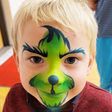 Face Painting Images, Easy Face Painting Designs, Face Painting For Boys, Christmas Face Painting, Painting Station, Face Artwork, Face Painting Easy, Winter Face, Face Paint Makeup